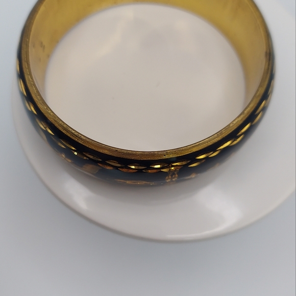 Vintage Black & Gold Wide Bangle. - Picture 3 of 10